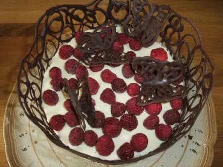 Décoration gâteau chocolat en dentelle