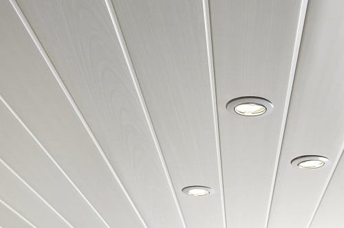 Lambris plafond en PVC