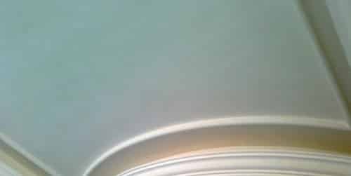 Plafond plâtre fixé