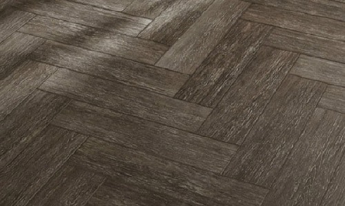 Poser du carrelage : pose en chevron