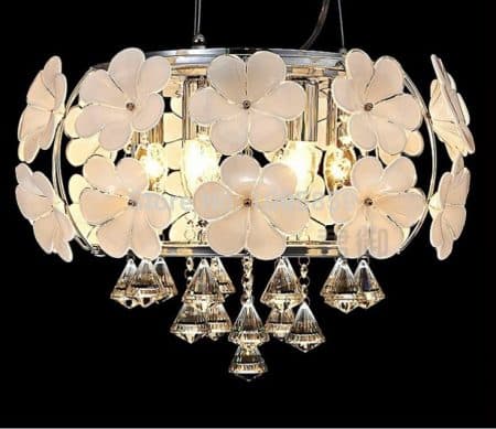 Lustre floral pour une décoration luminaire plafond