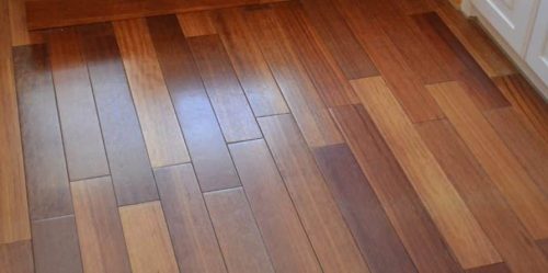 Rénover un parquet : finition à la cire