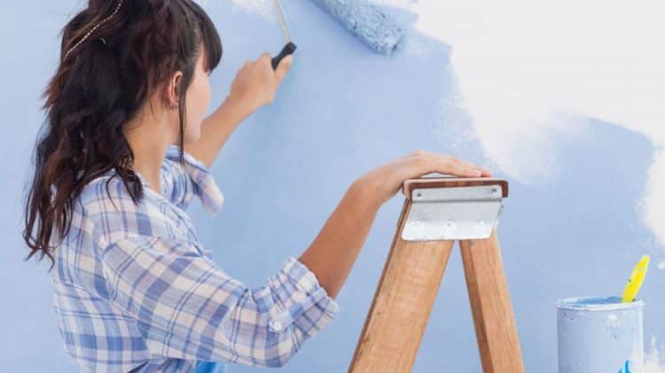 Travaux pour une peinture salon