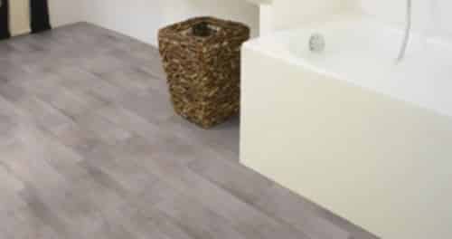 Sol salle de bain : vinyle expansé (imitation parquet)